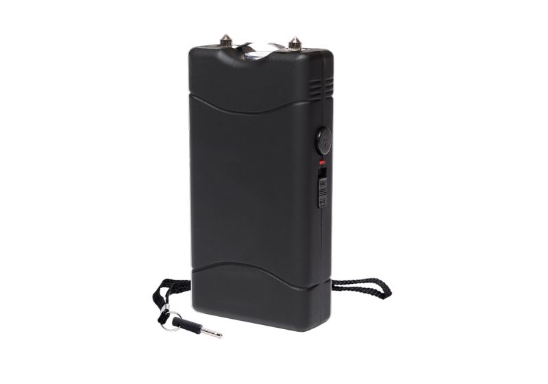 Electrochoc LAMPE DE POCHE 5.000.000 VOLTS SQUARE MINI KARO BLACK Electrochoc LAMPE DE POCHE 5.000.000 VOLTS SQUARE MINI KARO BLACK