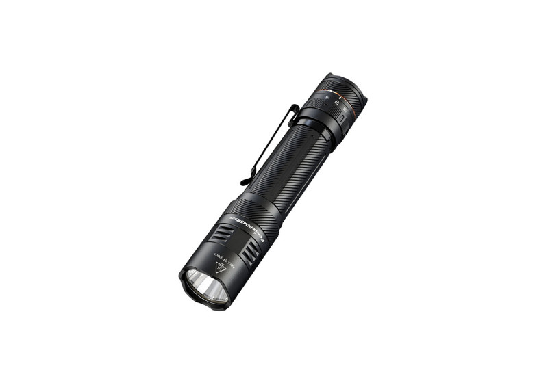 Lampe tactique FENIX PD45R ACE 3200 LUMENS